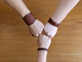 BeaverCraft sa na výrobu kožených náramkov